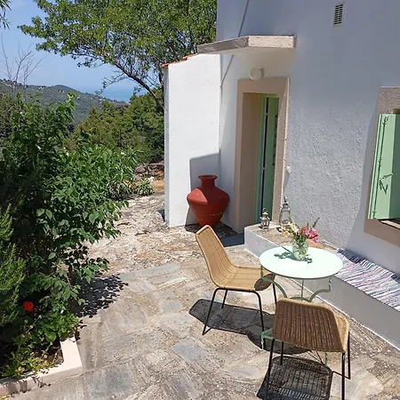 Holiday home Pefkias
