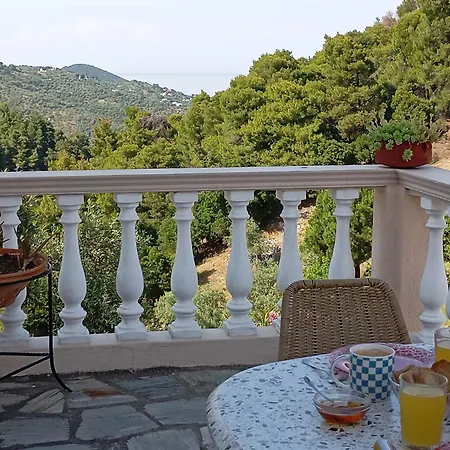 Pefkias Skopelos Town